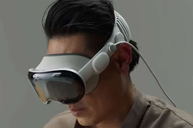 《魔法壞女巫》的導(dǎo)演在剪輯過程中使用了Apple Vision Pro